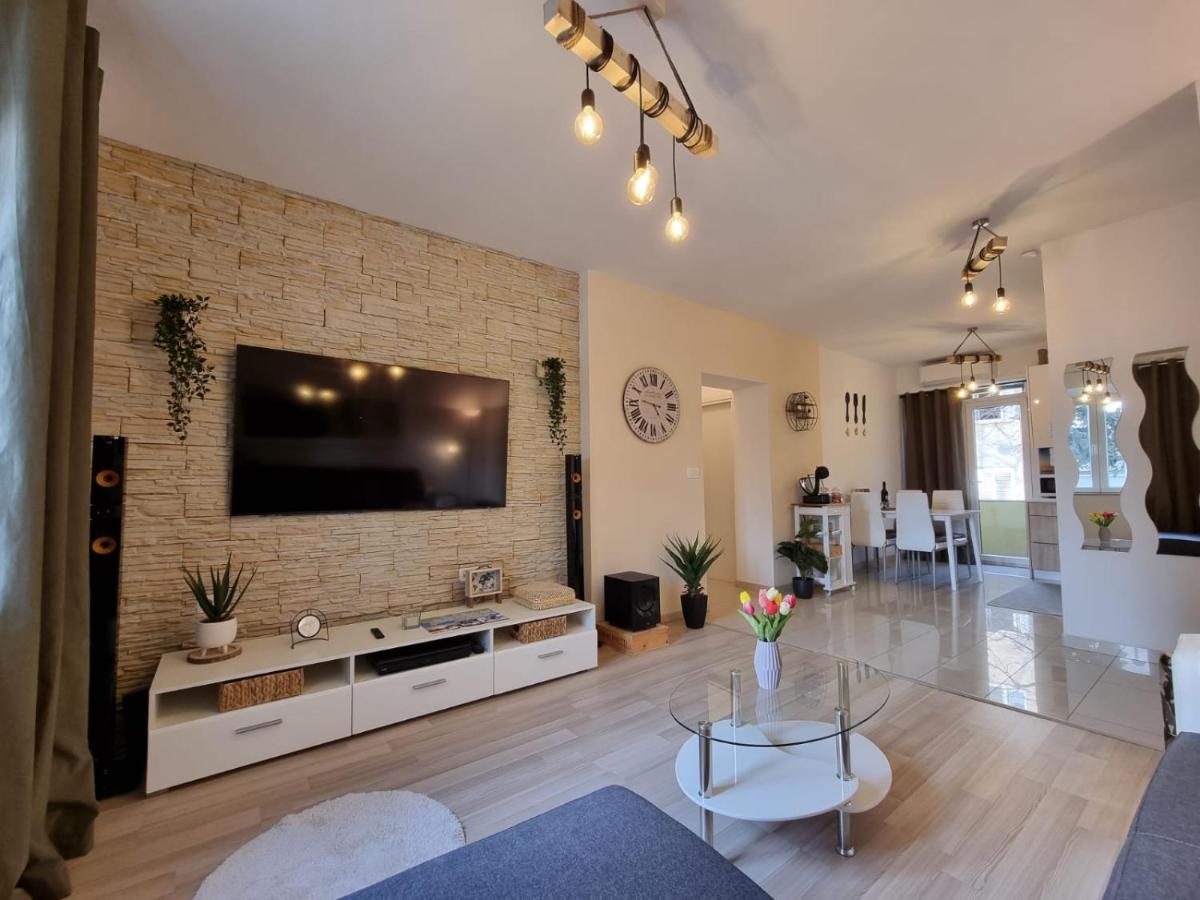 Lux Apartment