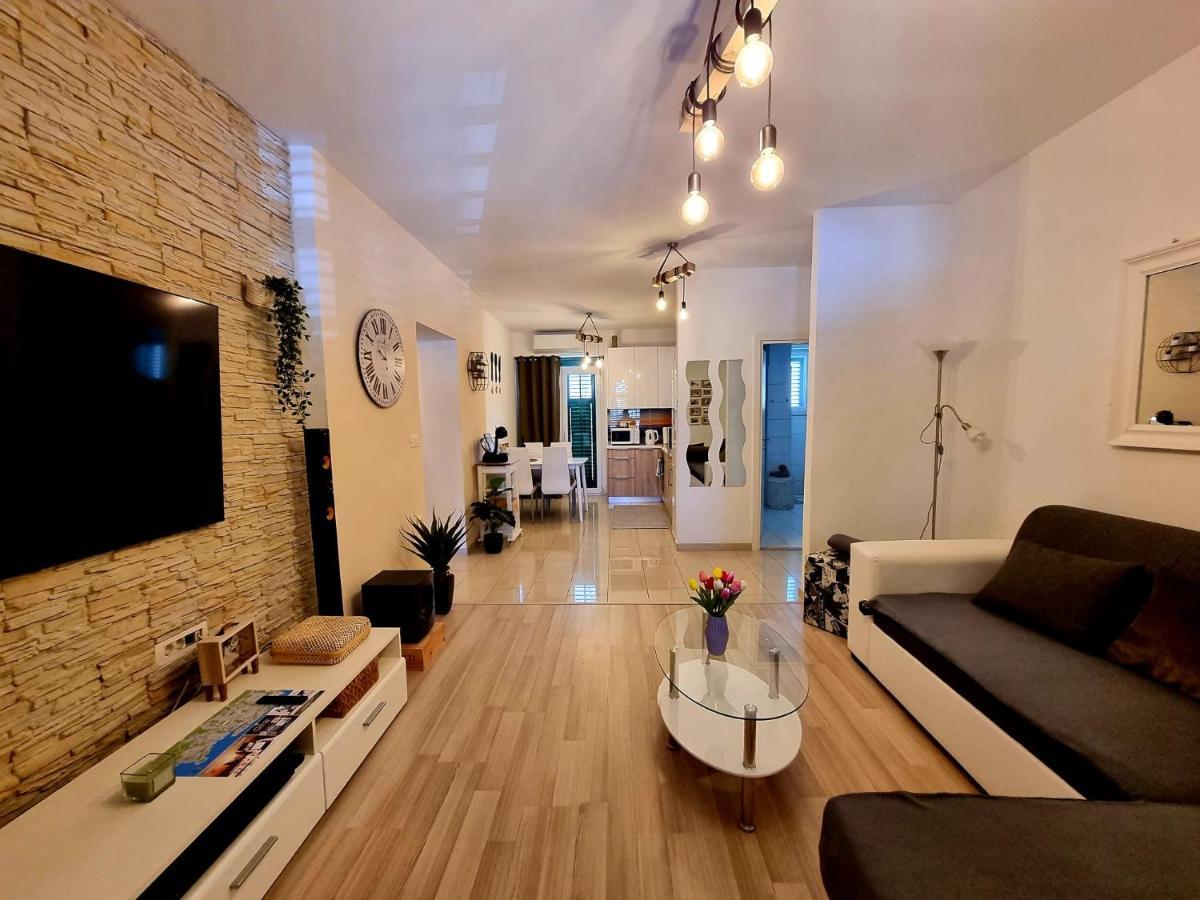 Lux Apartment